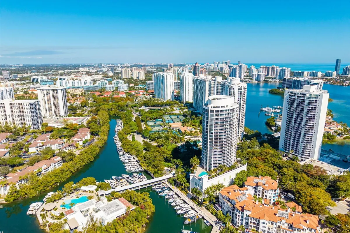 4100 Island Blvd # 1, Aventura FL 33160