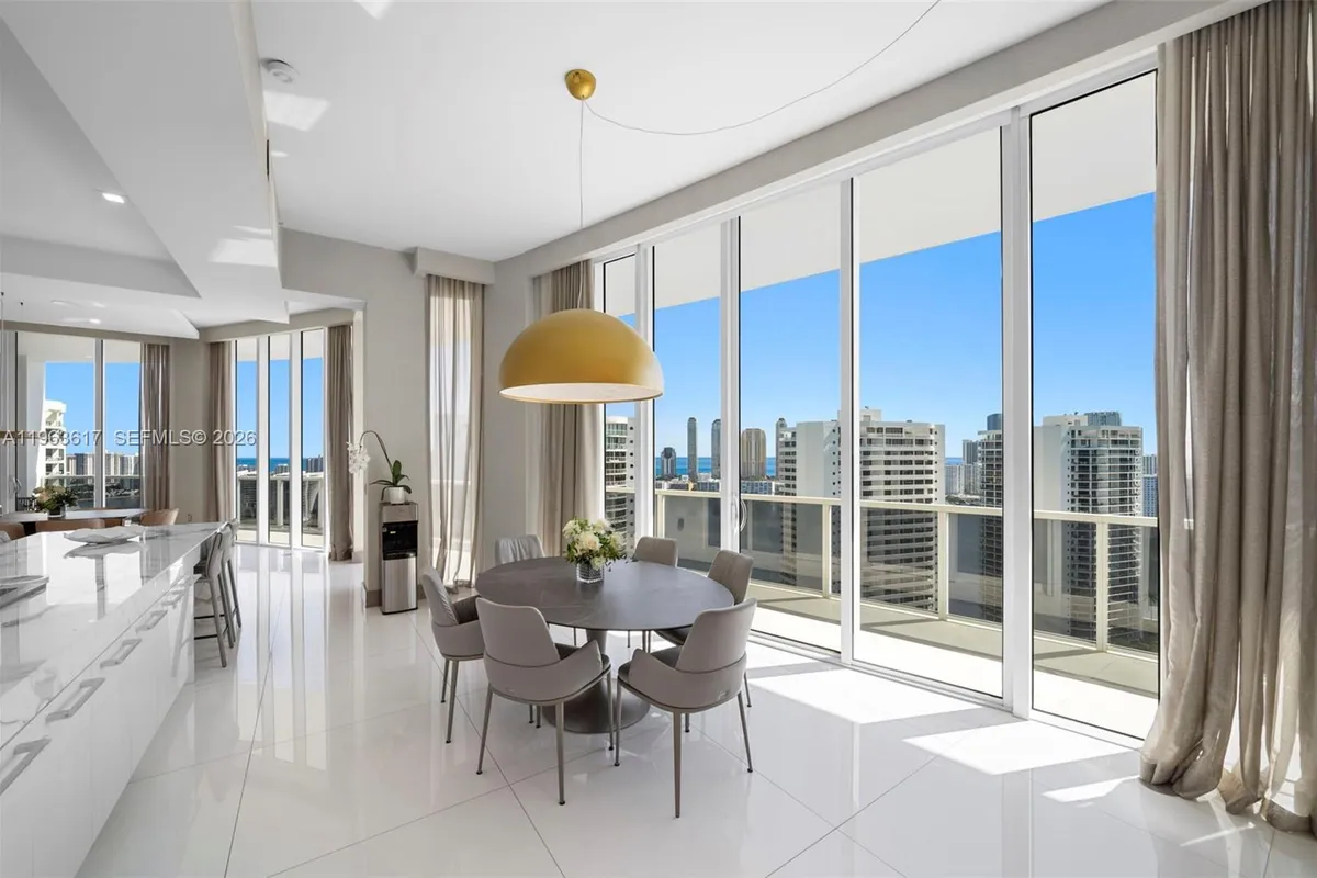 4100 Island Blvd # 1, Aventura FL 33160