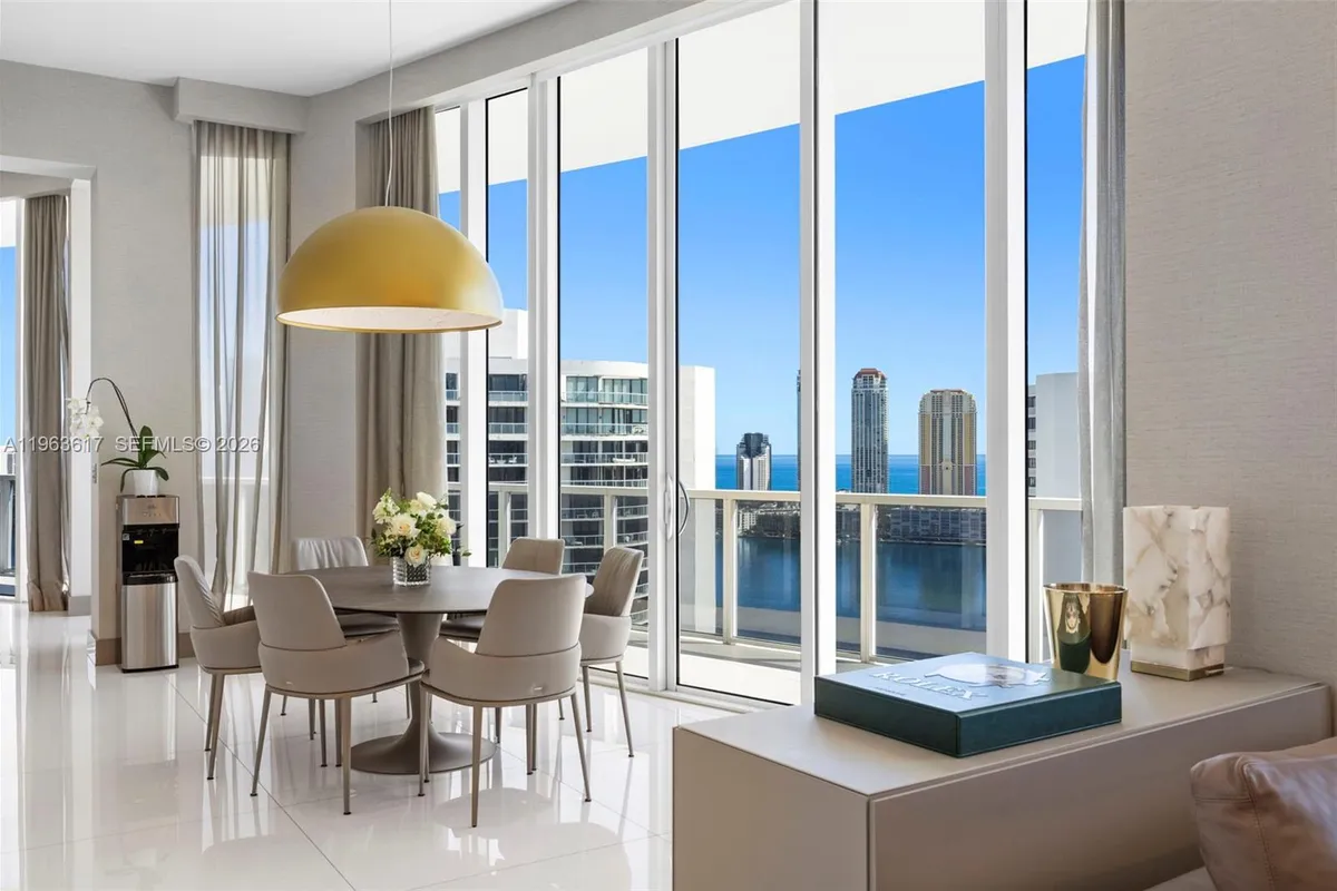 4100 Island Blvd # 1, Aventura FL 33160