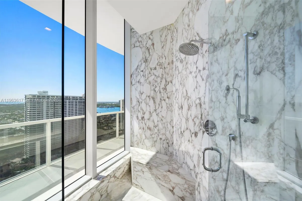 4100 Island Blvd # 1, Aventura FL 33160