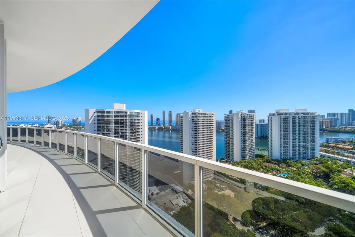 4100 Island Blvd # 1, Aventura FL 33160