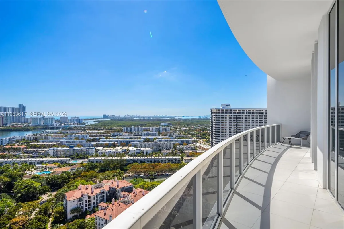 4100 Island Blvd # 1, Aventura FL 33160