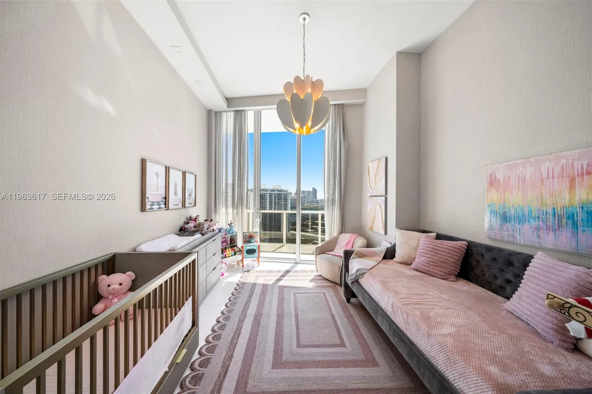 4100 Island Blvd # 1, Aventura FL 33160