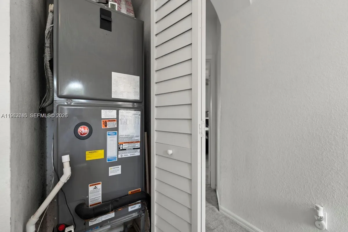 2467 SE 19th St, Homestead FL 33035