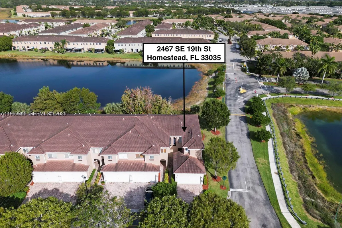 2467 SE 19th St, Homestead FL 33035
