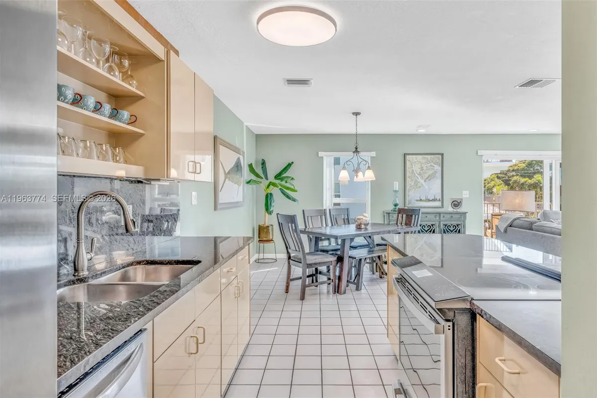 12690 Overseas Hwy # 310, Marathon FL 33050