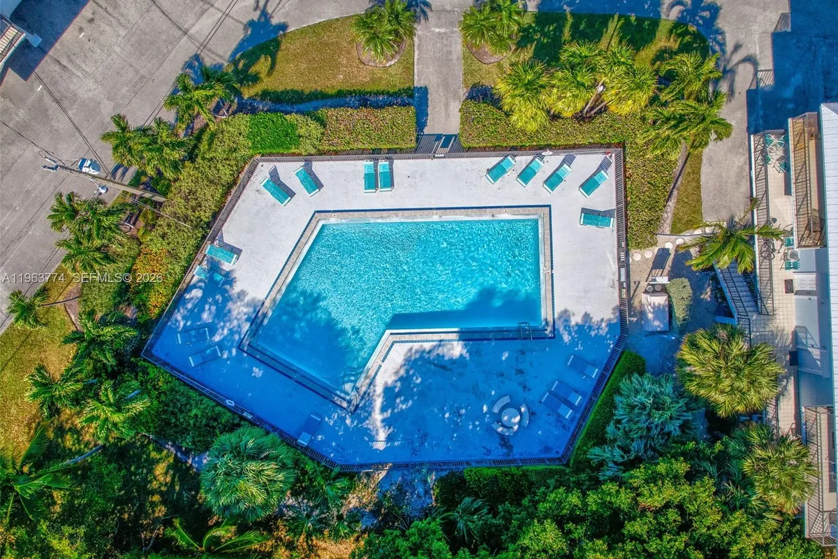 12690 Overseas Hwy # 310, Marathon FL 33050