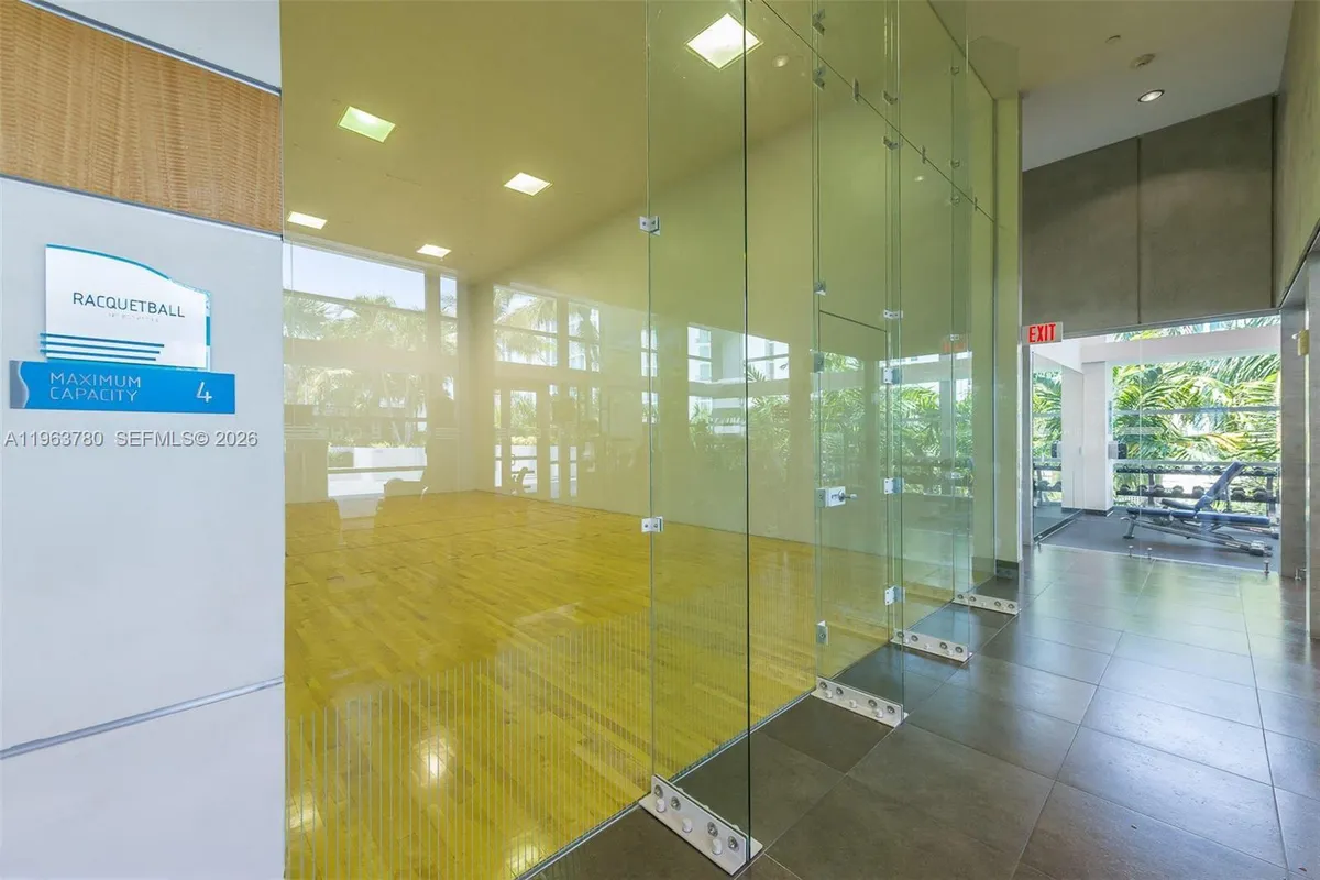 2950 NE 188th St # 349, Aventura FL 33180