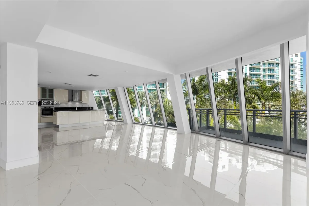 2950 NE 188th St # 349, Aventura FL 33180