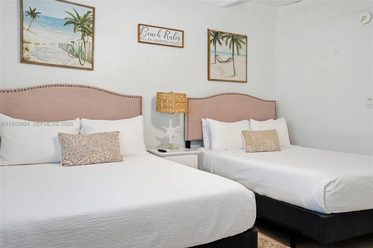 151 10th St, Marathon FL 33051