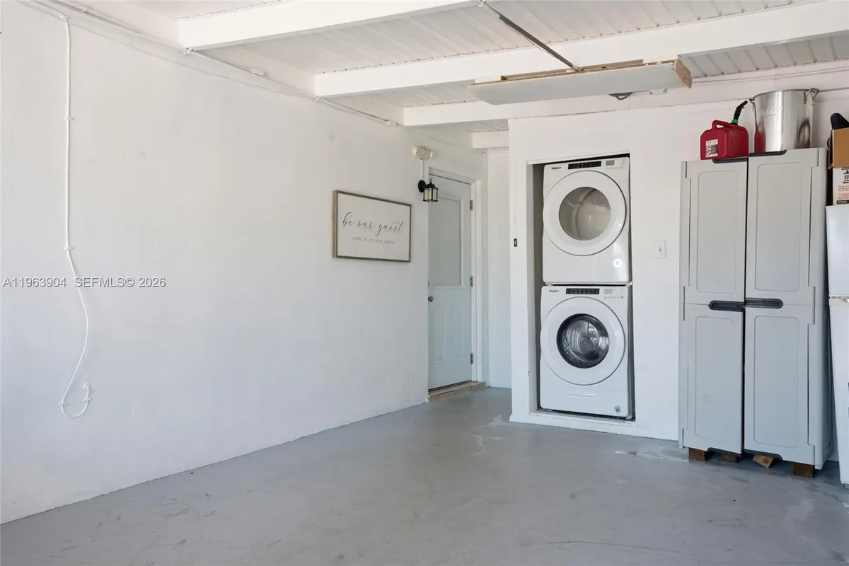 151 10th St, Marathon FL 33051