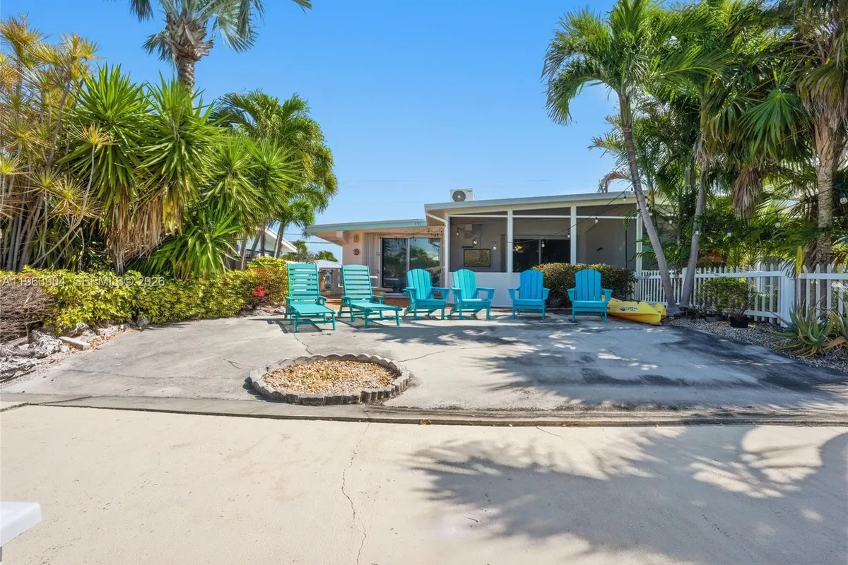 151 10th St, Marathon FL 33051