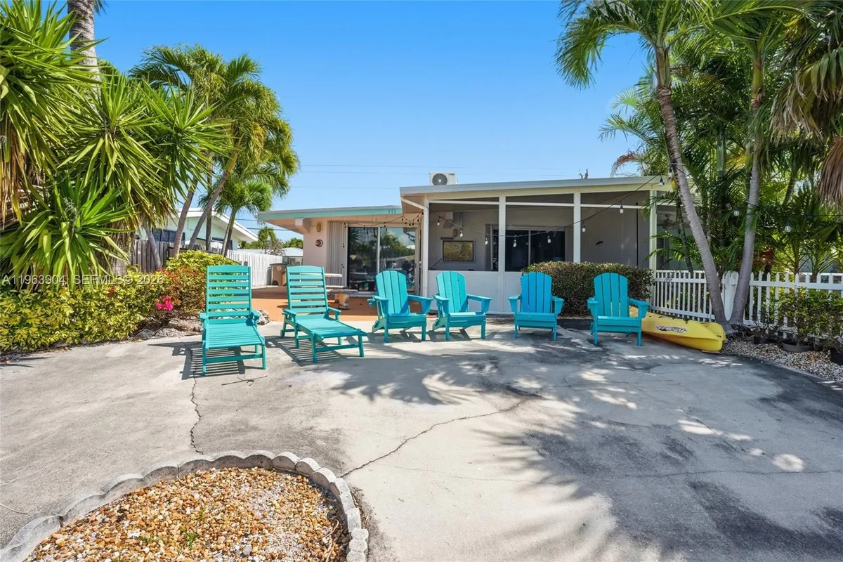 151 10th St, Marathon FL 33051