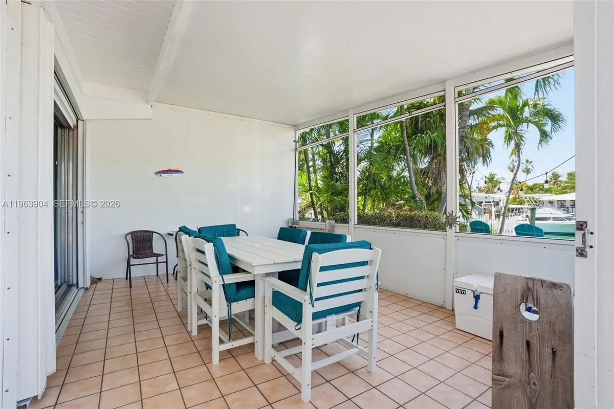 151 10th St, Marathon FL 33051