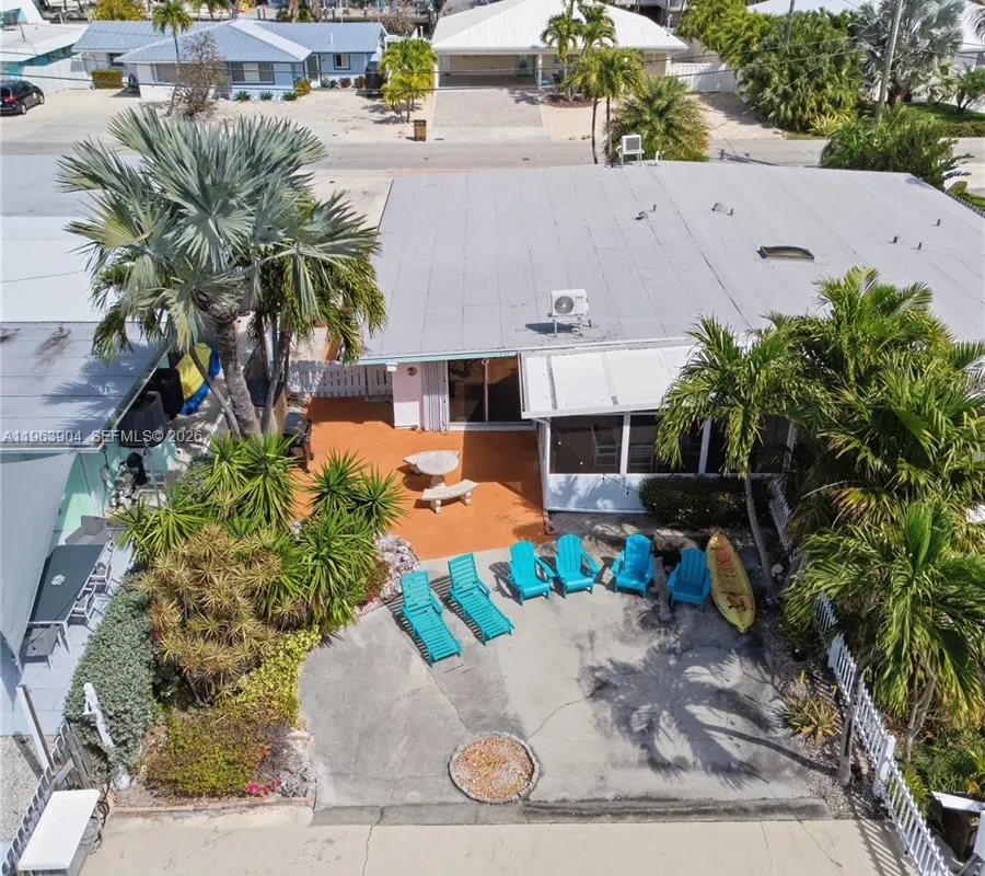 151 10th St, Marathon FL 33051