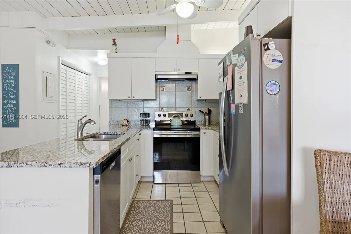 151 10th St, Marathon FL 33051