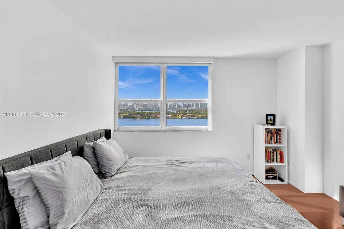 650 West Ave # 1605, Miami Beach FL 33139