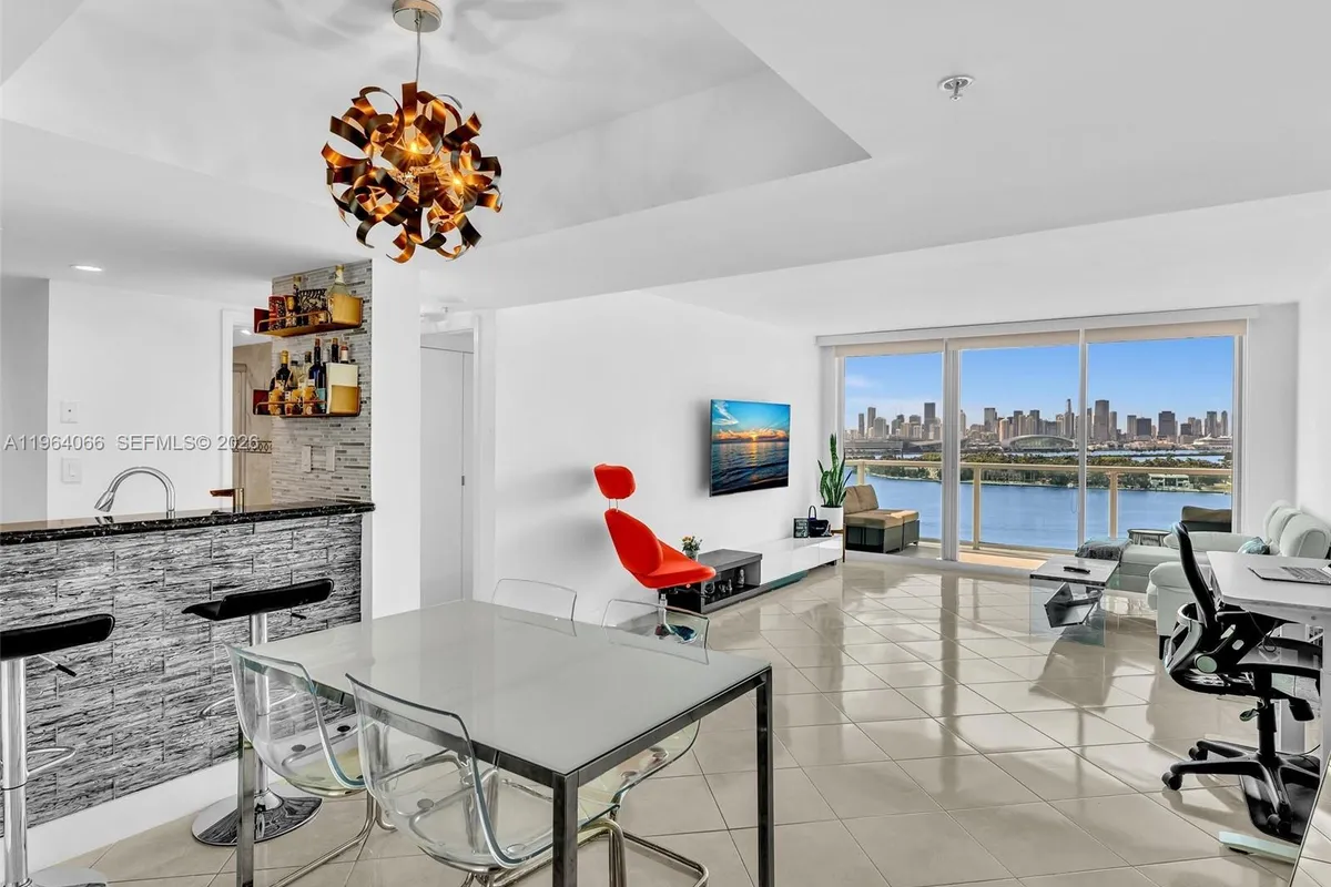 650 West Ave # 1605, Miami Beach FL 33139