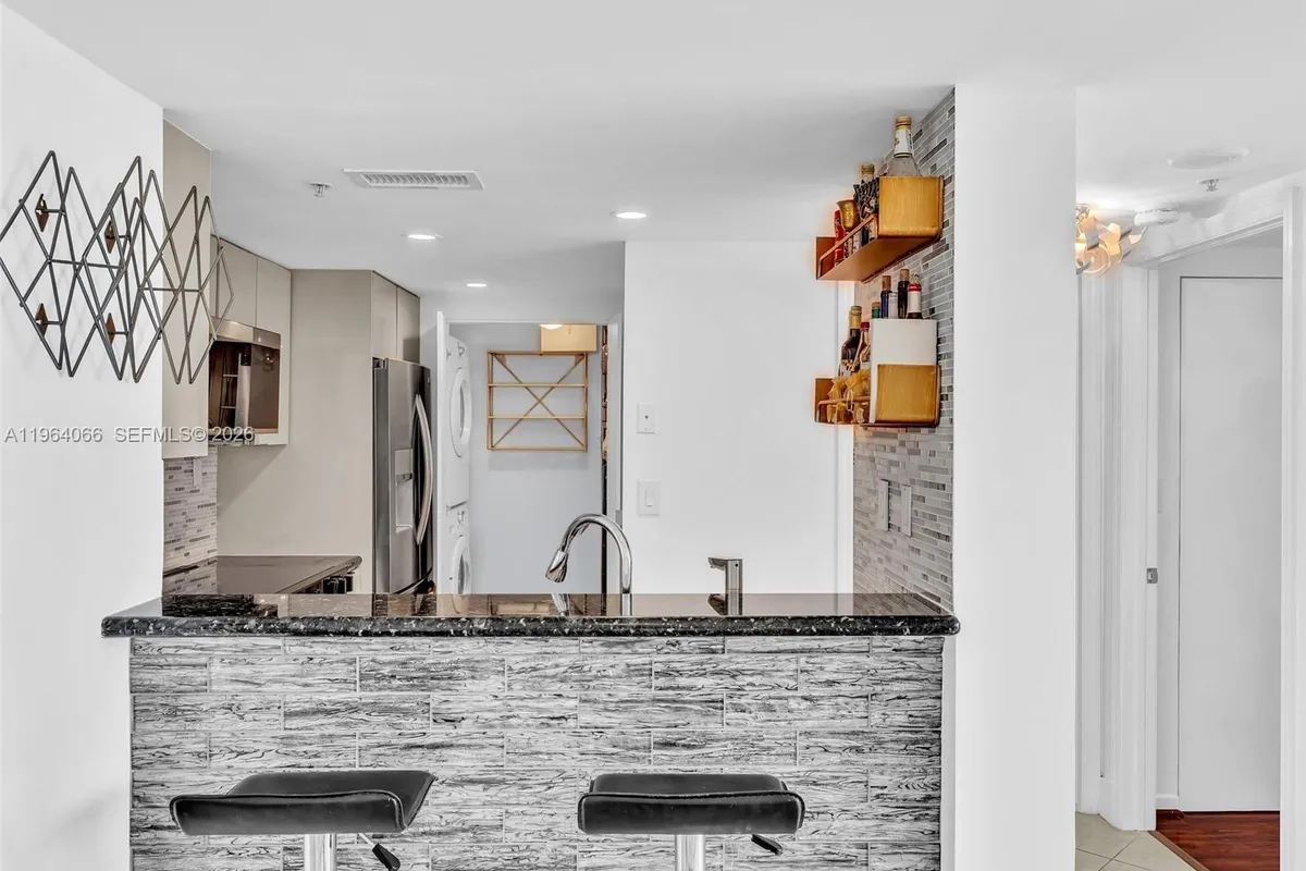 650 West Ave # 1605, Miami Beach FL 33139