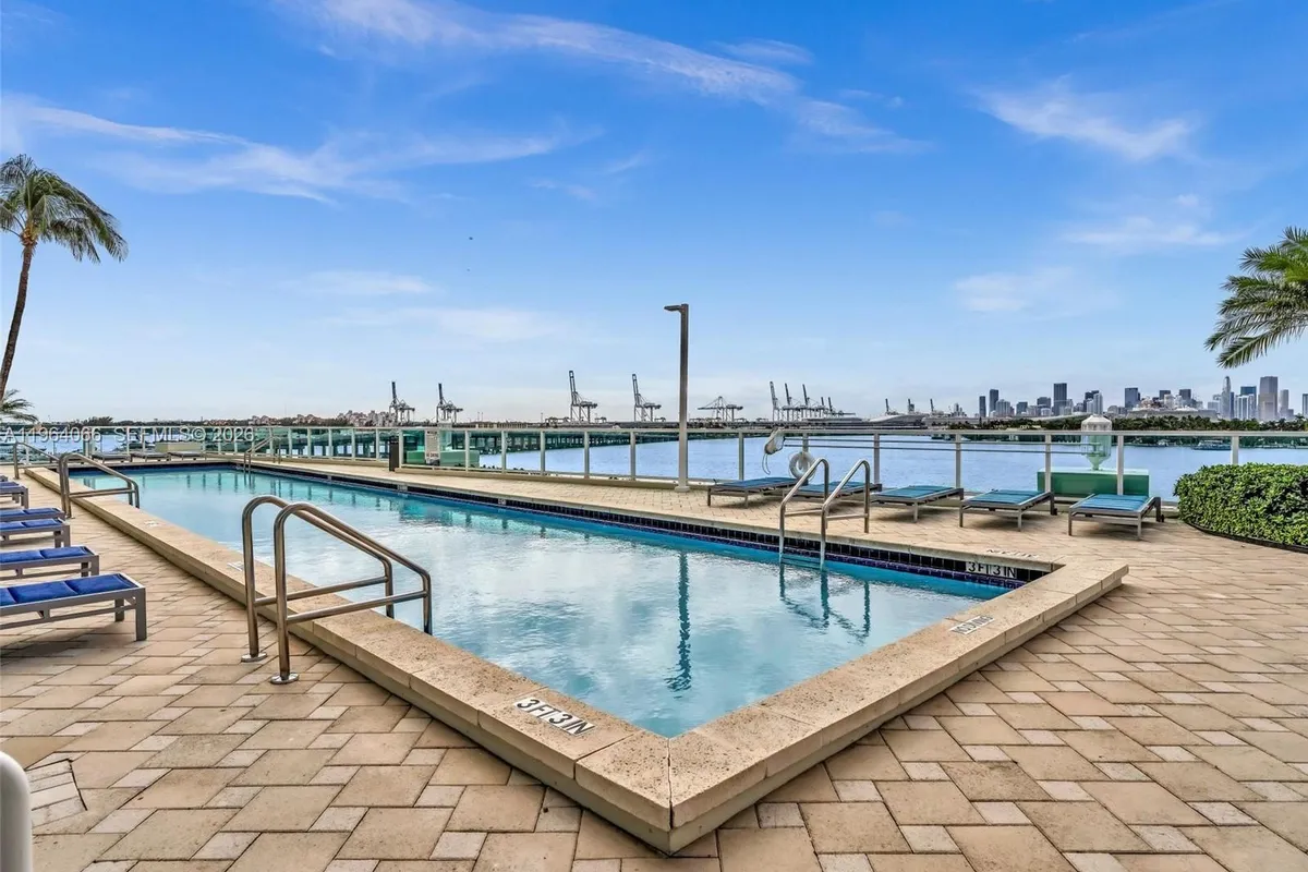 650 West Ave # 1605, Miami Beach FL 33139