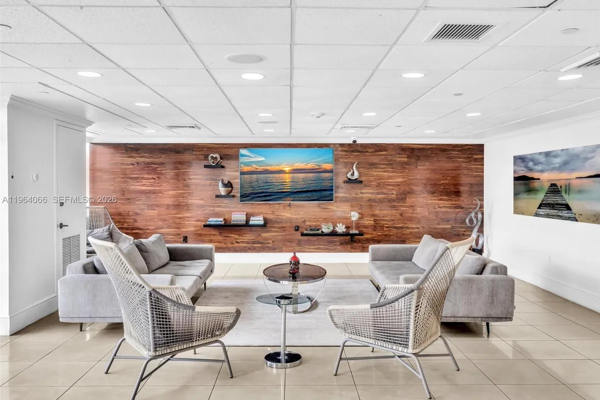 650 West Ave # 1605, Miami Beach FL 33139