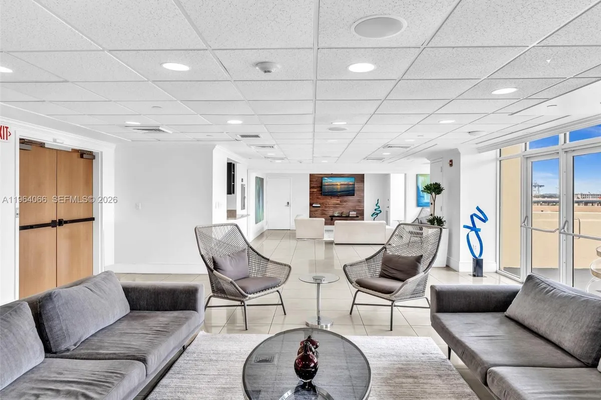 650 West Ave # 1605, Miami Beach FL 33139