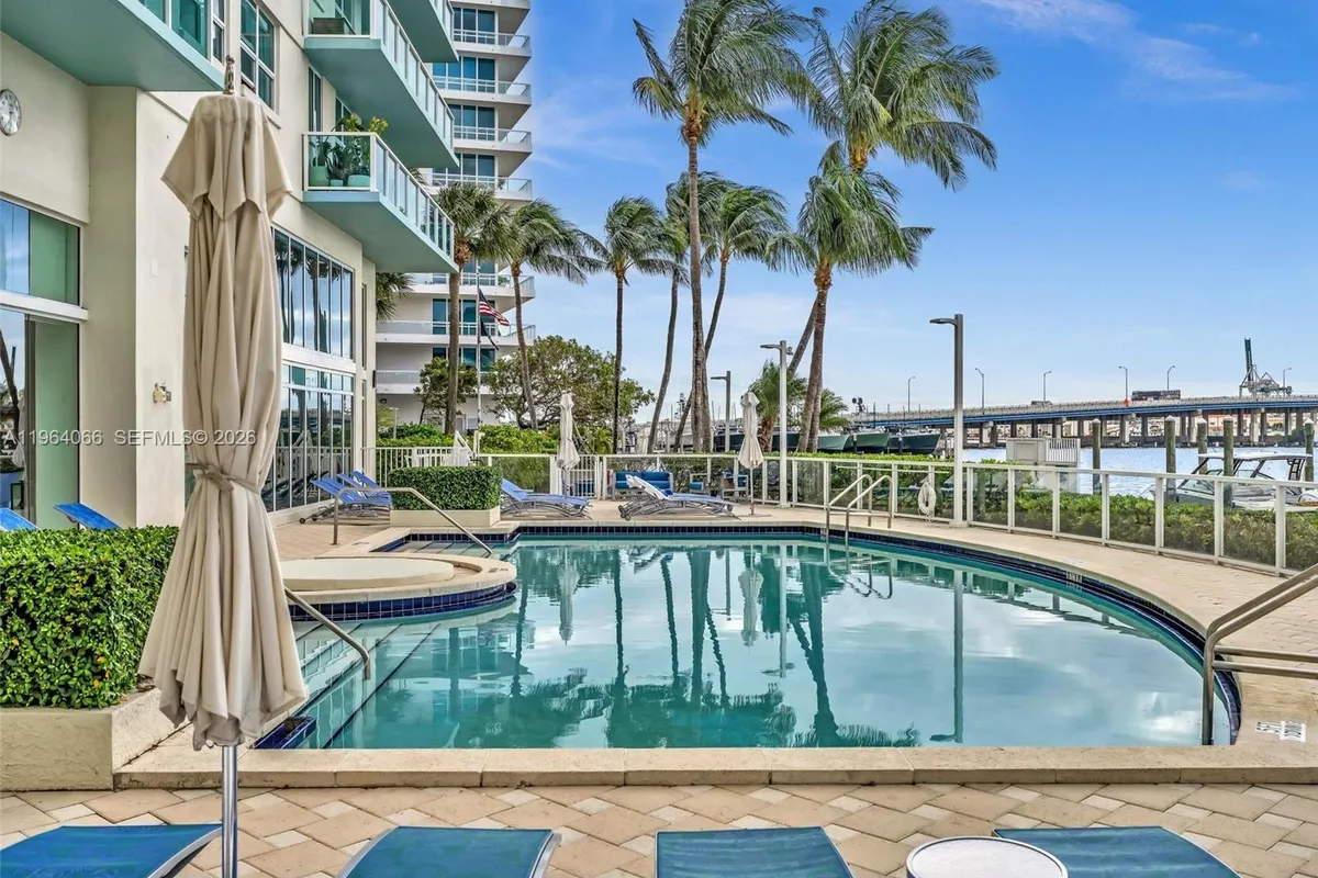 650 West Ave # 1605, Miami Beach FL 33139