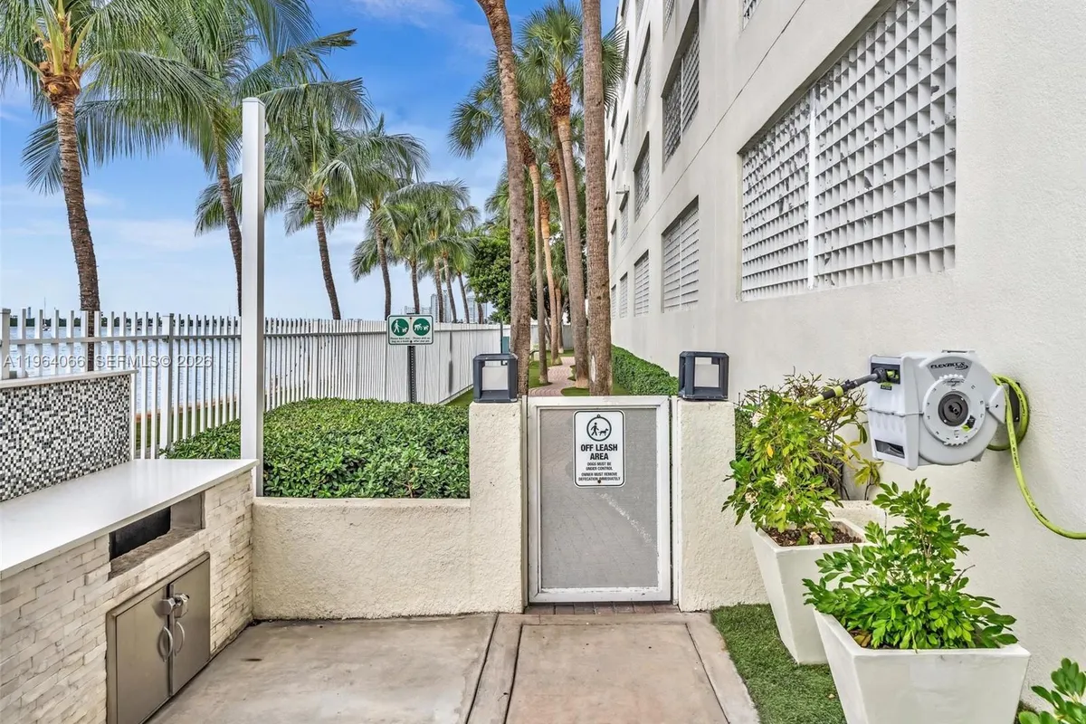 650 West Ave # 1605, Miami Beach FL 33139