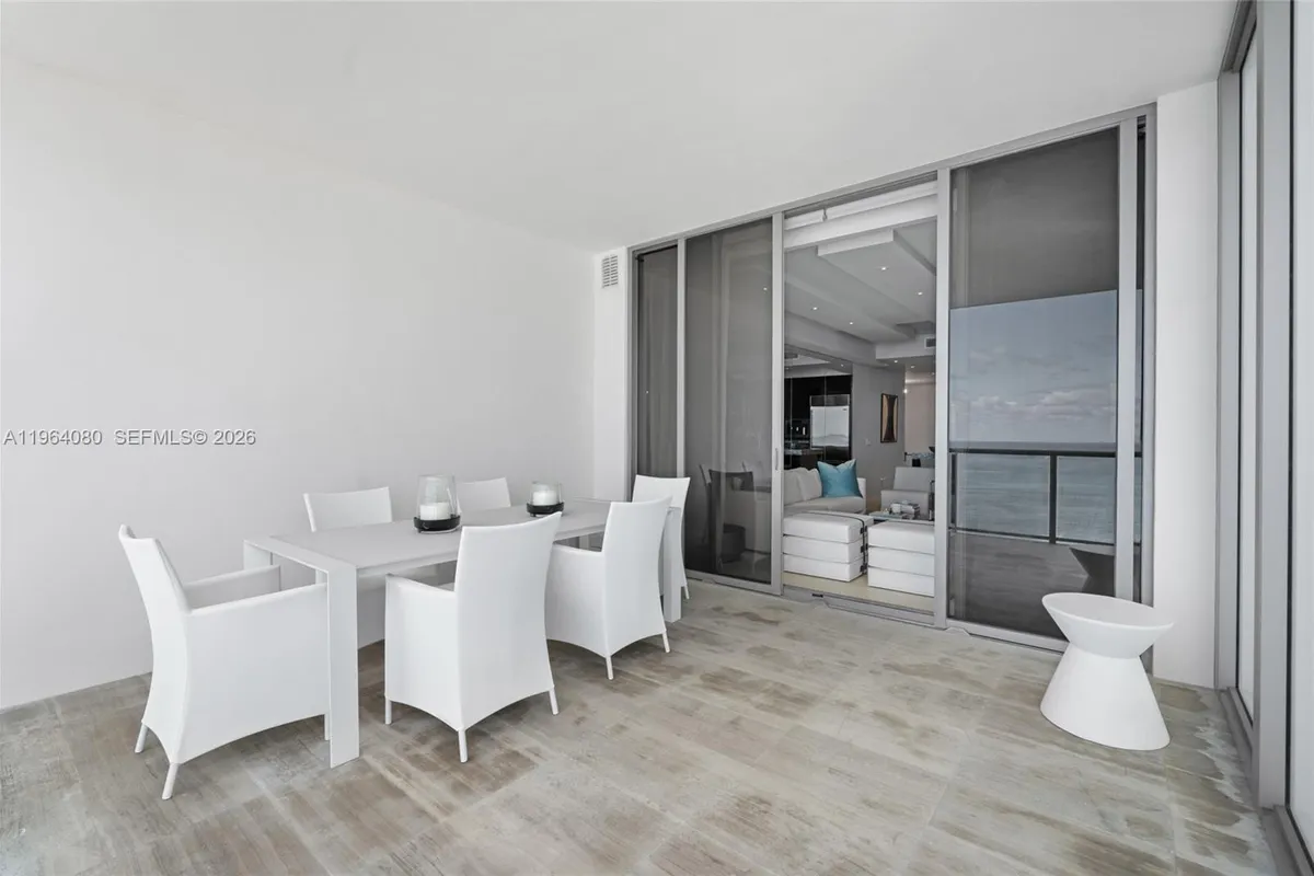 9703 Collins Ave # 2515, Bal Harbour FL 33154