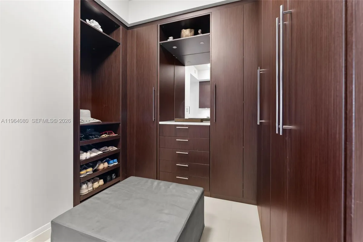 9703 Collins Ave # 2515, Bal Harbour FL 33154