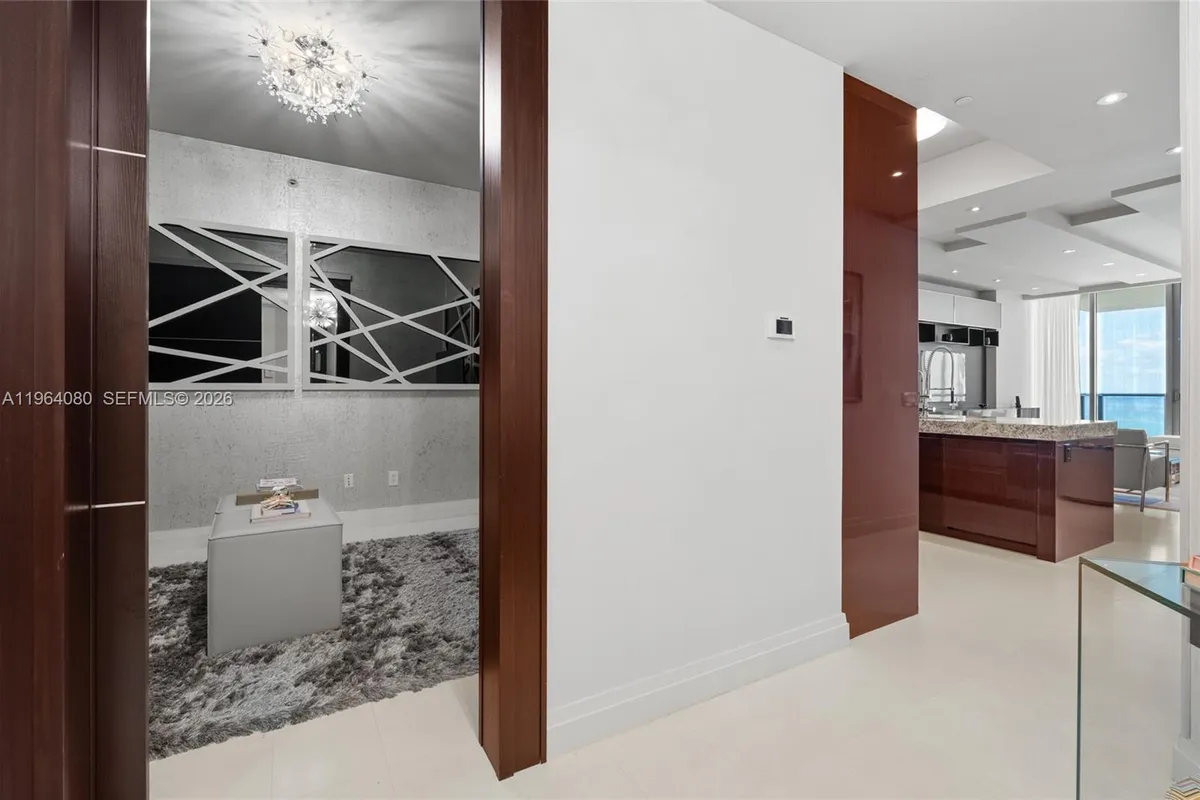 9703 Collins Ave # 2515, Bal Harbour FL 33154