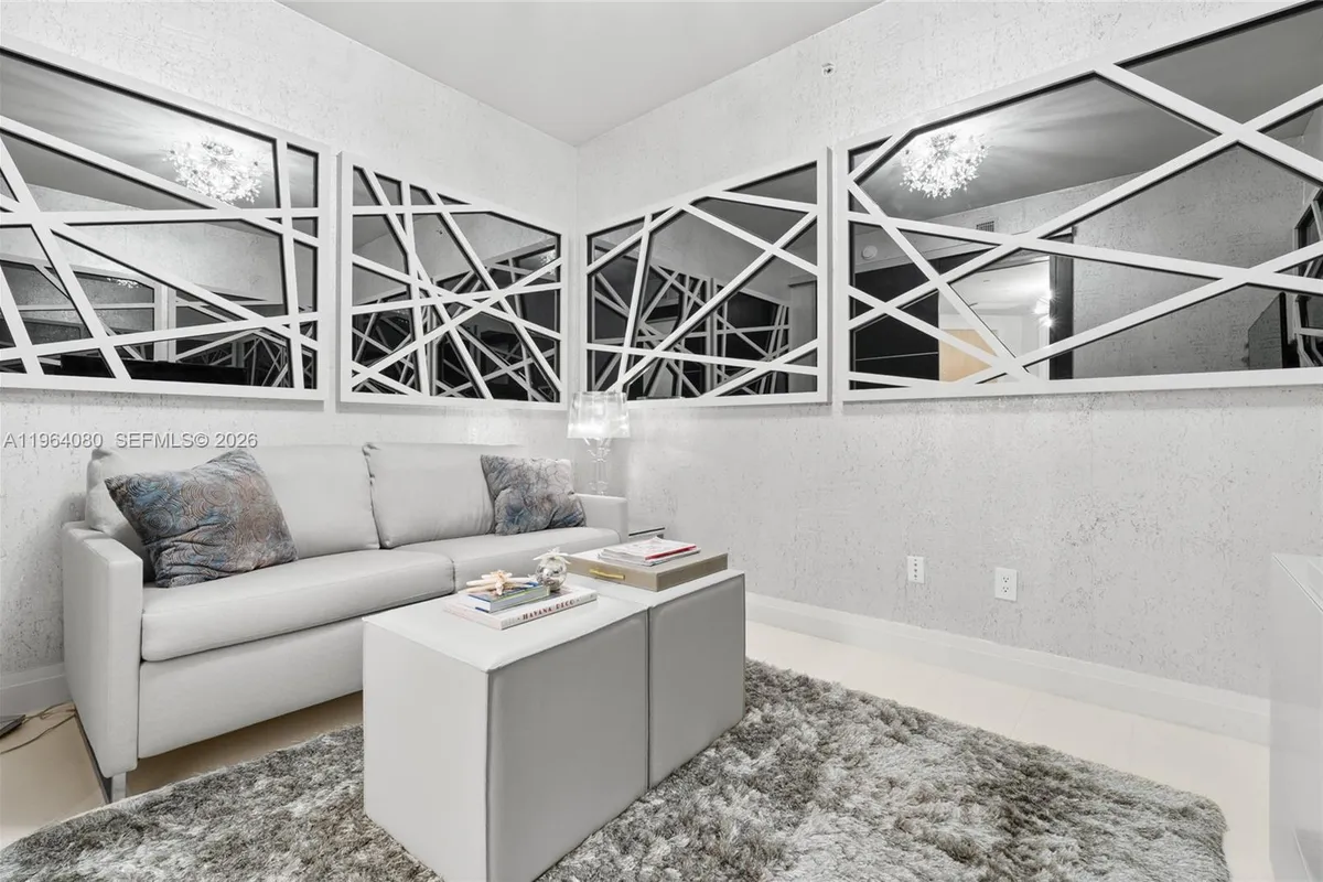 9703 Collins Ave # 2515, Bal Harbour FL 33154