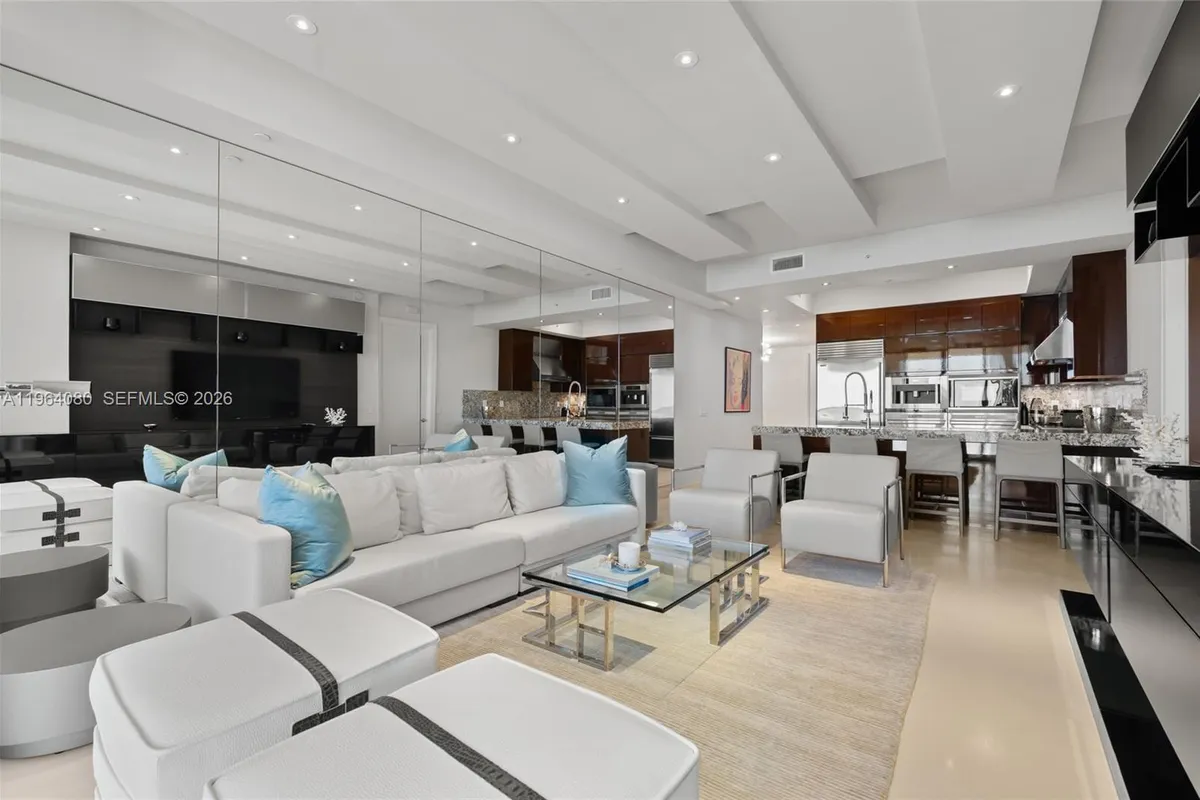 9703 Collins Ave # 2515, Bal Harbour FL 33154