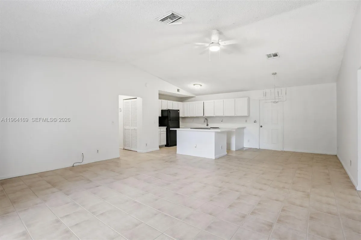 16244 E Grand National Dr, Loxahatchee FL 33470