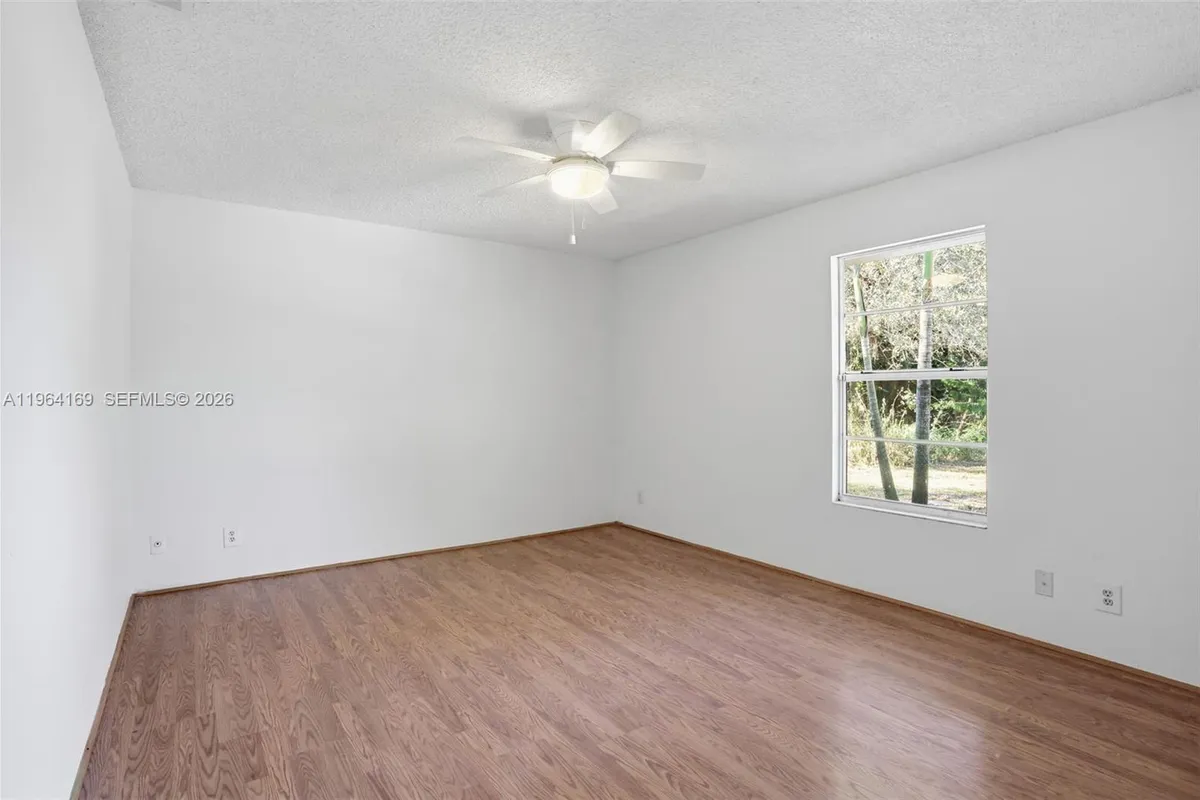 16244 E Grand National Dr, Loxahatchee FL 33470