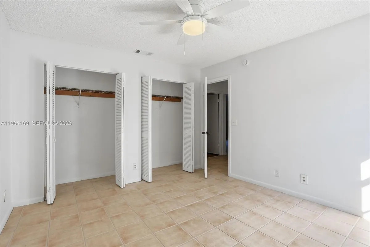 16244 E Grand National Dr, Loxahatchee FL 33470