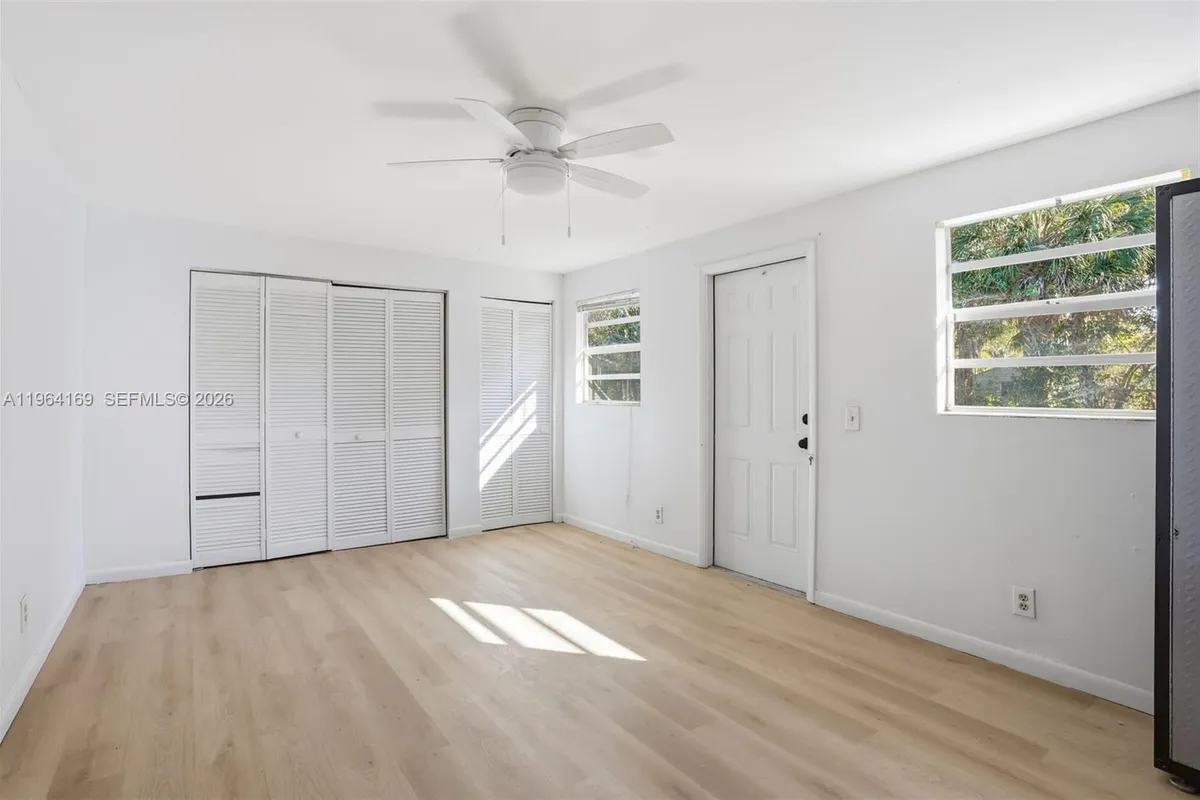 16244 E Grand National Dr, Loxahatchee FL 33470