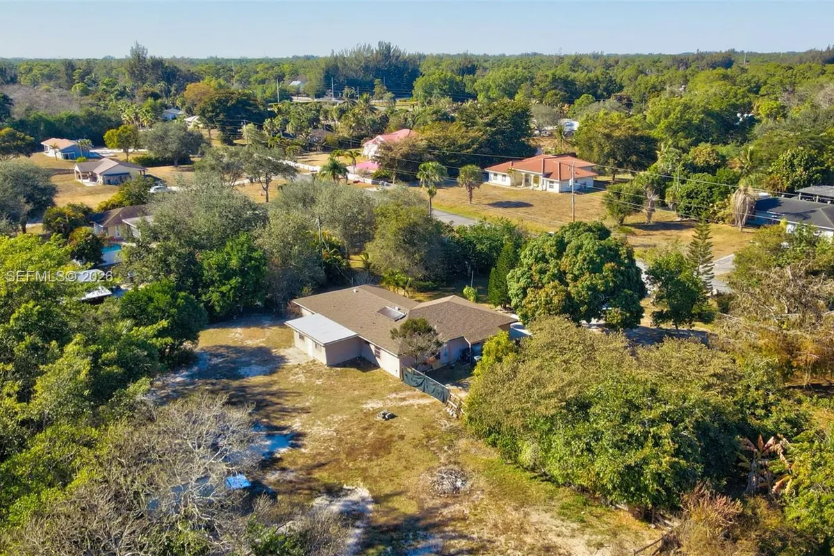 16244 E Grand National Dr, Loxahatchee FL 33470