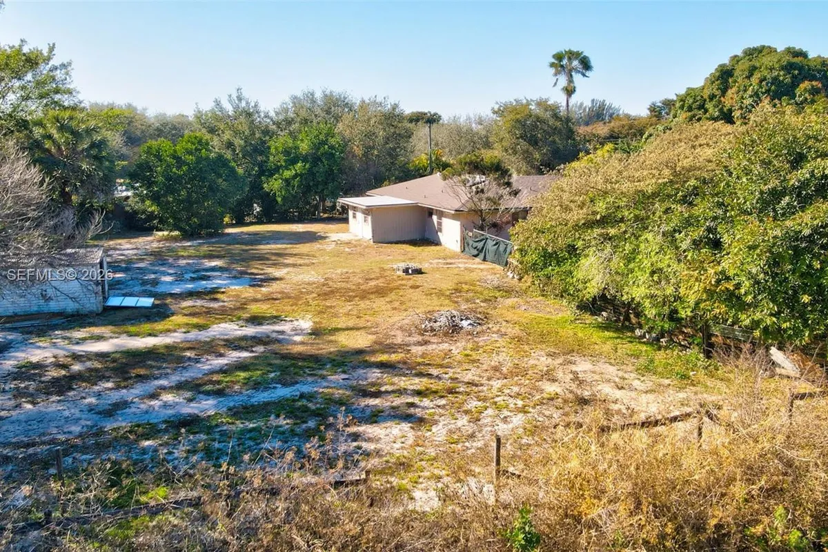 16244 E Grand National Dr, Loxahatchee FL 33470