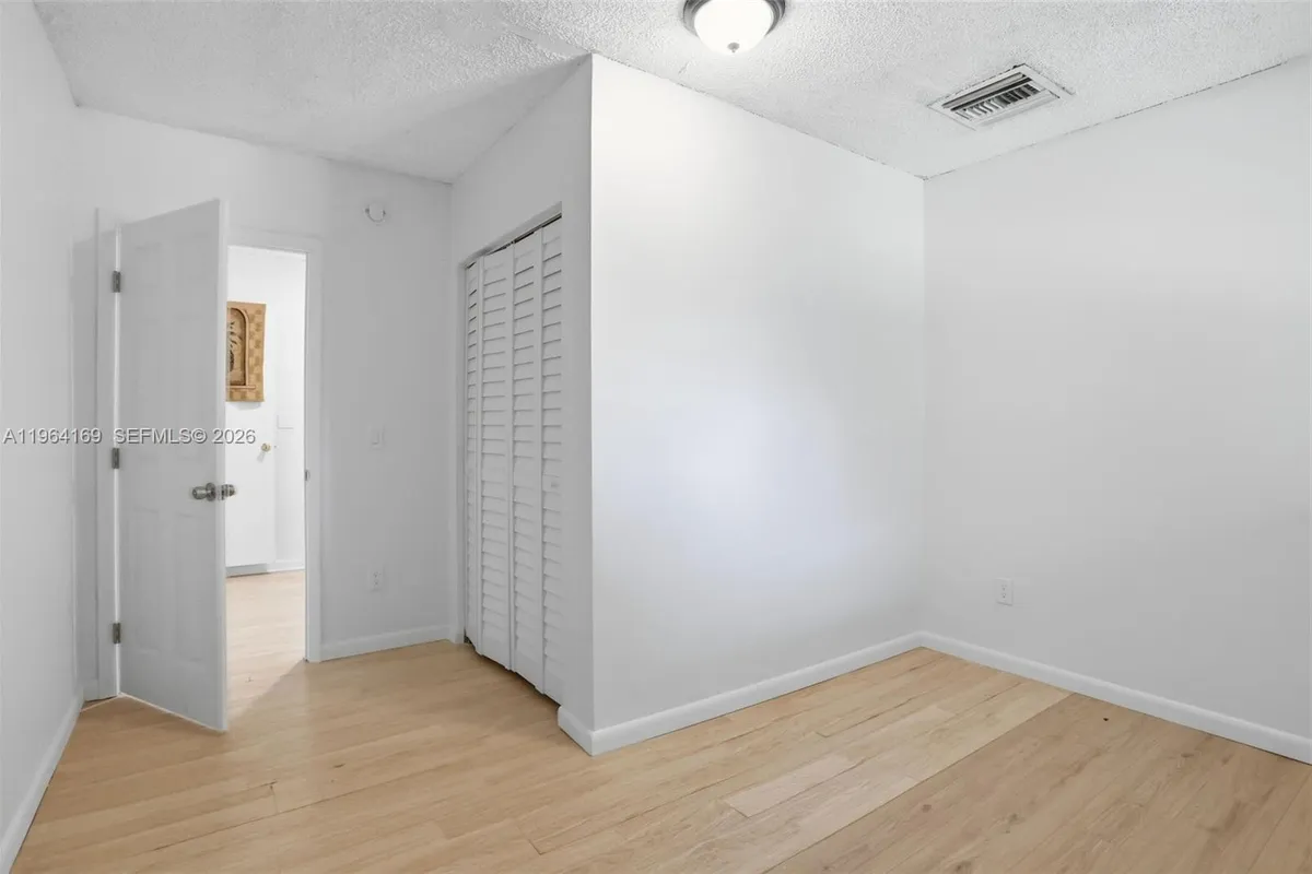 16244 E Grand National Dr, Loxahatchee FL 33470