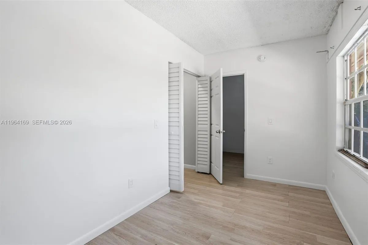 16244 E Grand National Dr, Loxahatchee FL 33470