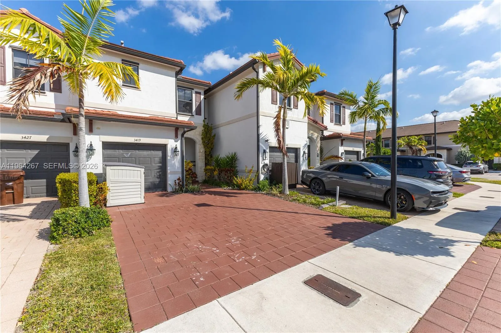 3419 W 105th Pl, Hialeah FL 33018