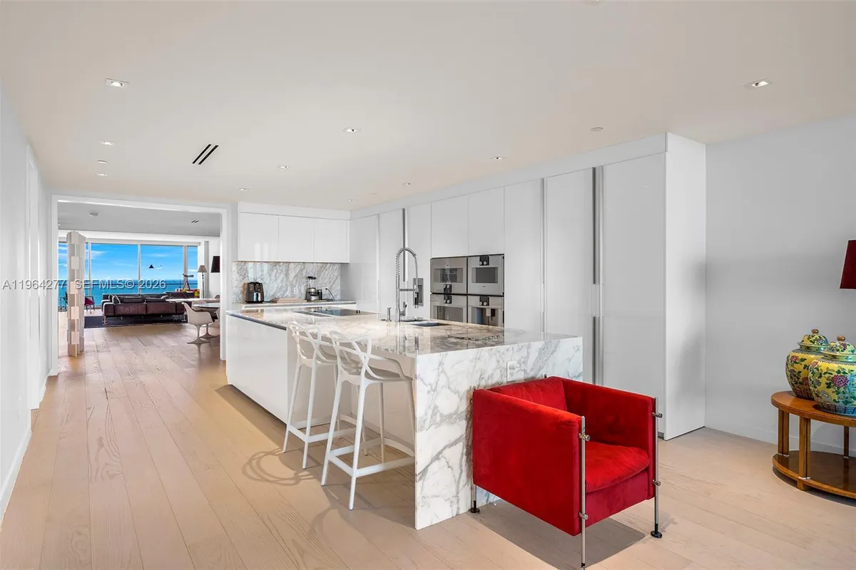 10203 Collins Ave # 1602, Bal Harbour FL 33154