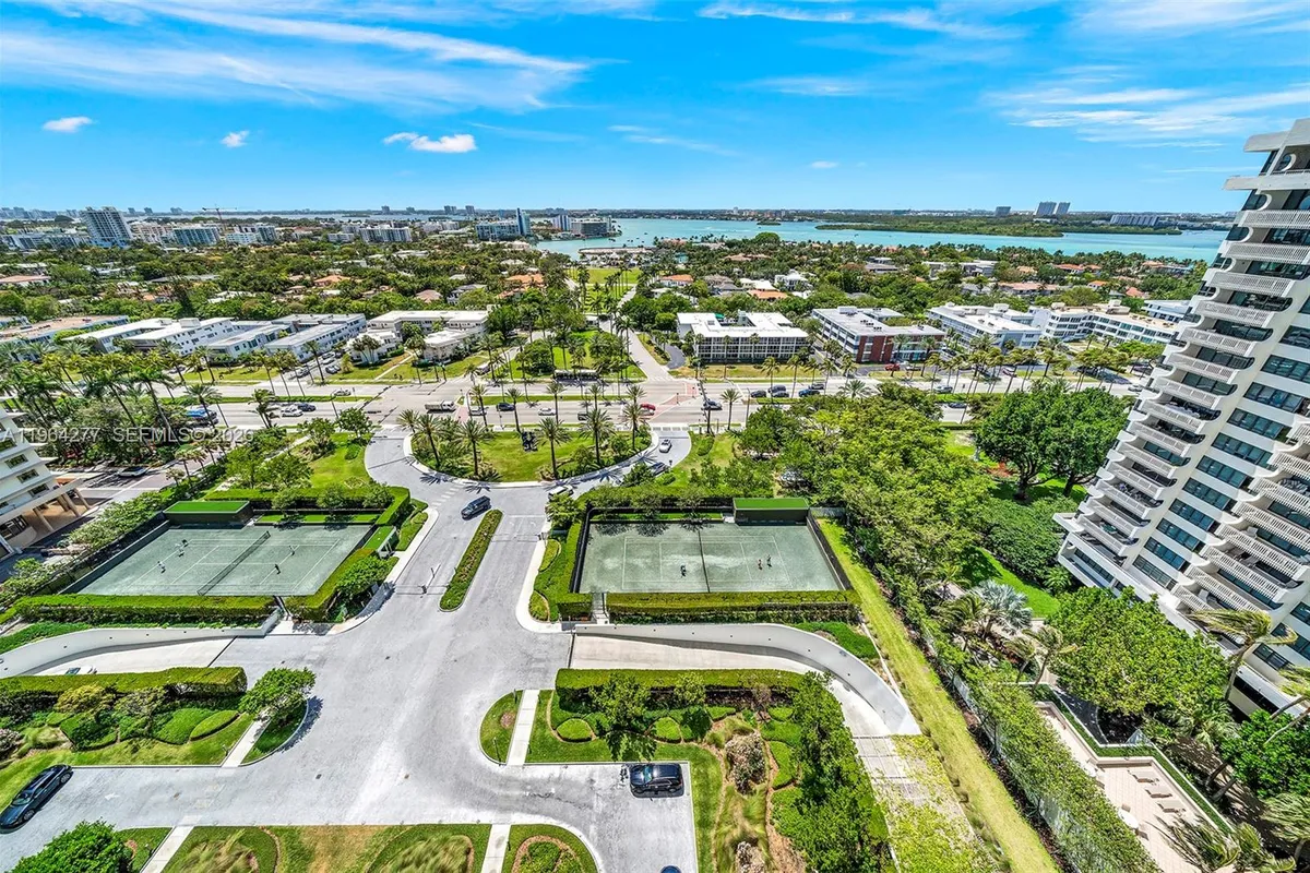 10203 Collins Ave # 1602, Bal Harbour FL 33154