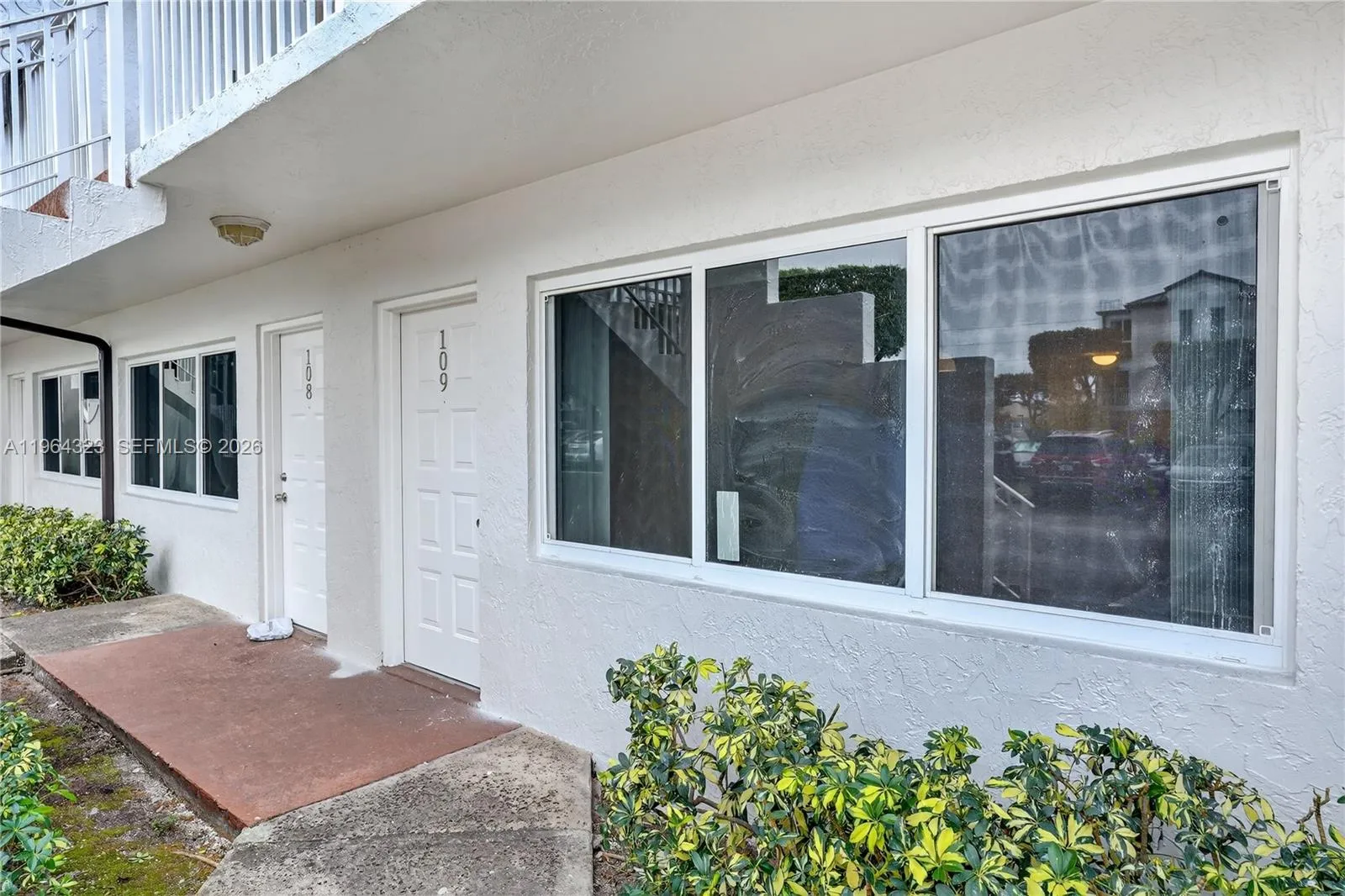 8670 NW 6th Ln # 109, Miami FL 33126