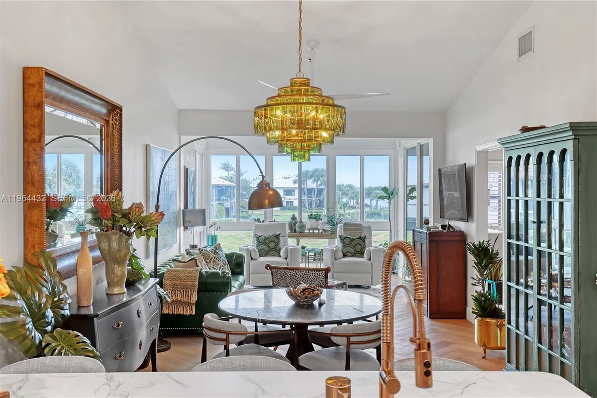 6062 SE Landing Way # 10, Stuart FL 34997