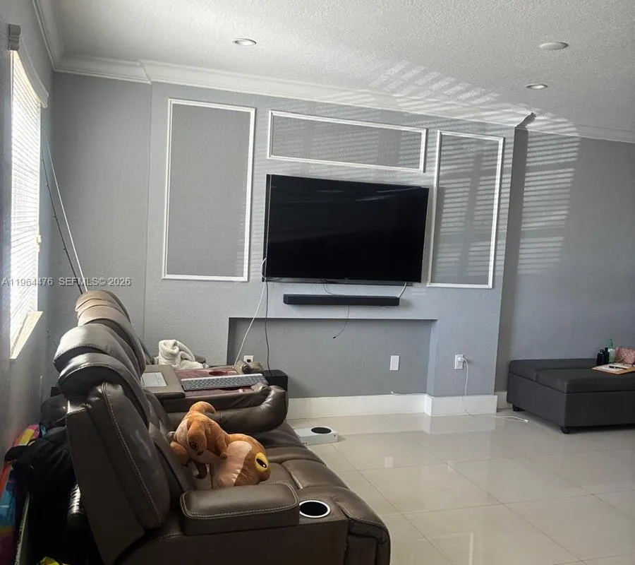 9425 NW 114th Ln # 3, Hialeah Gardens FL 33018