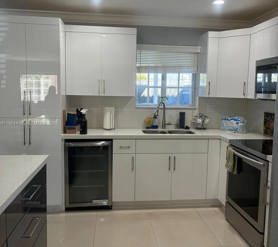 9425 NW 114th Ln # 3, Hialeah Gardens FL 33018