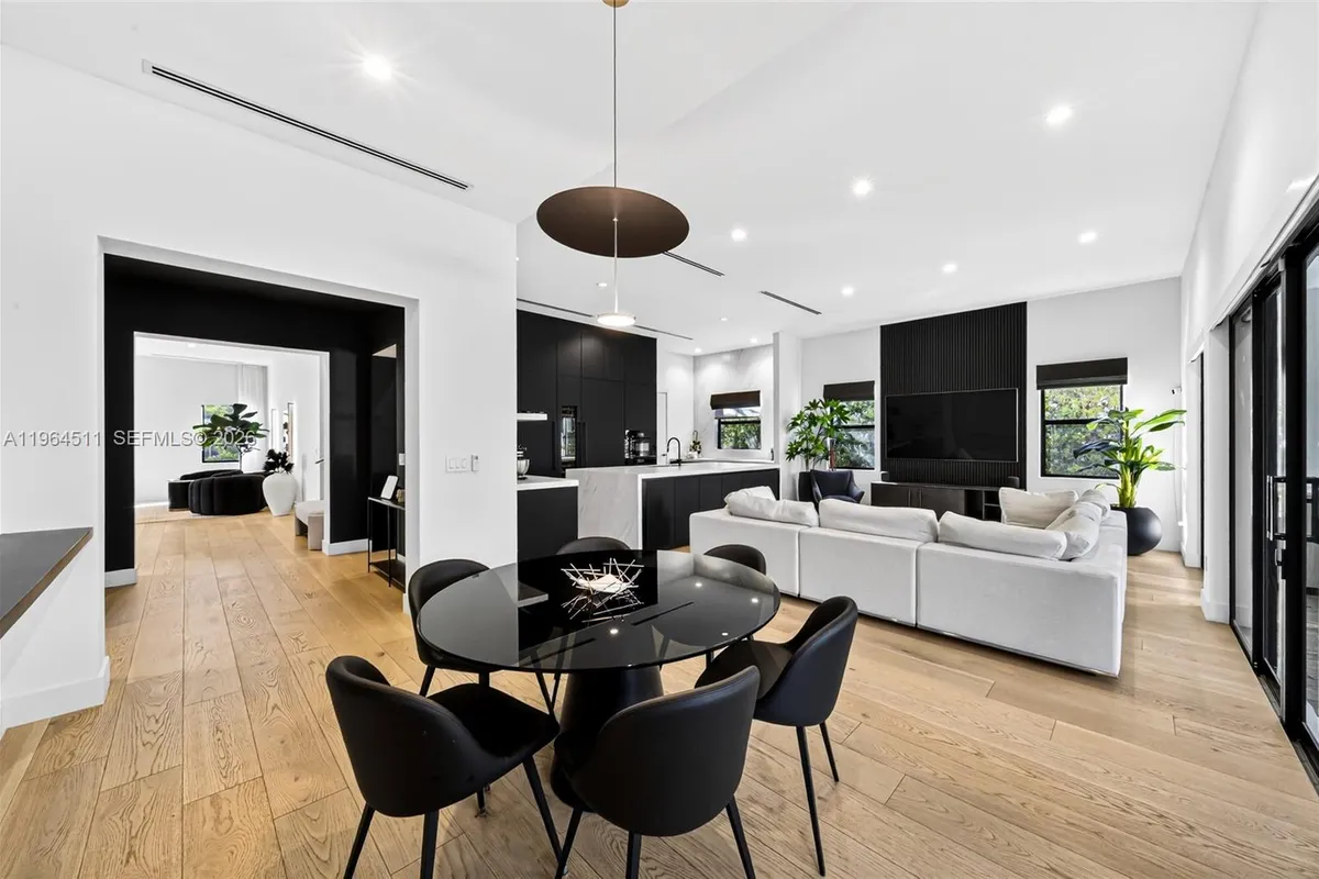 7500 SW 55th Ave, Miami FL 33143