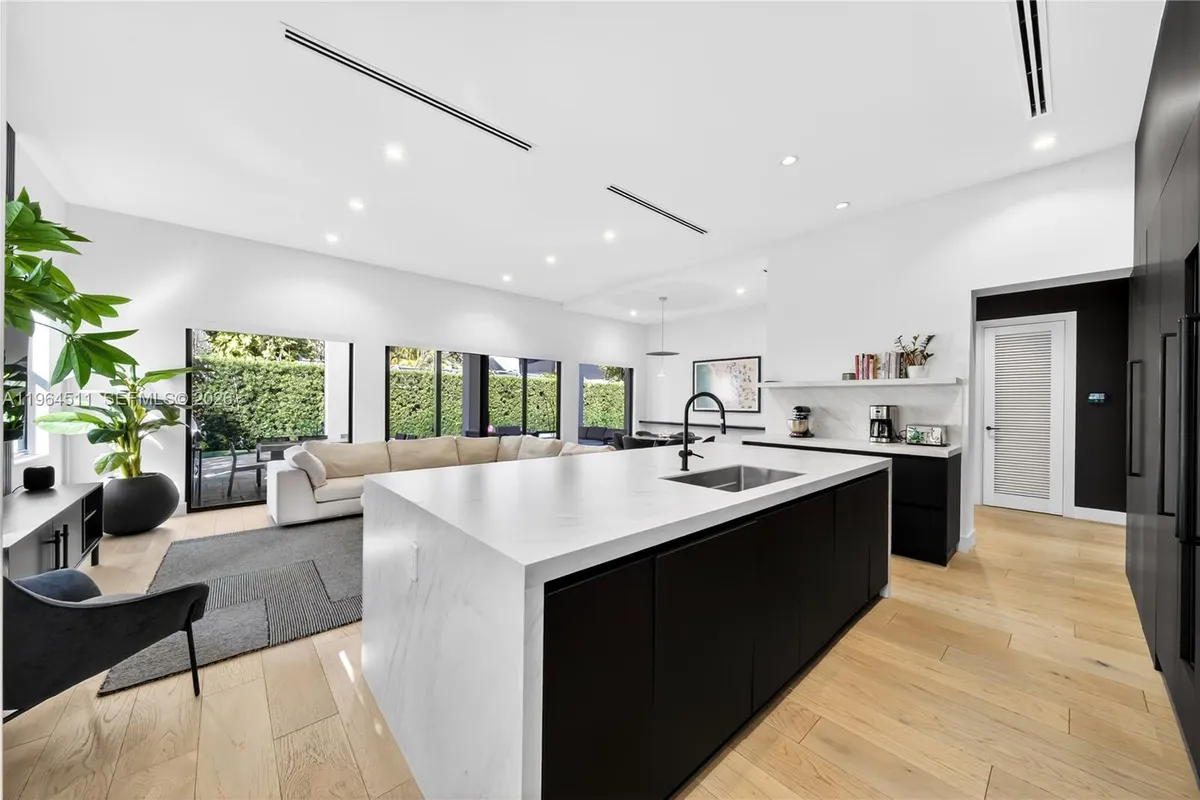 7500 SW 55th Ave, Miami FL 33143